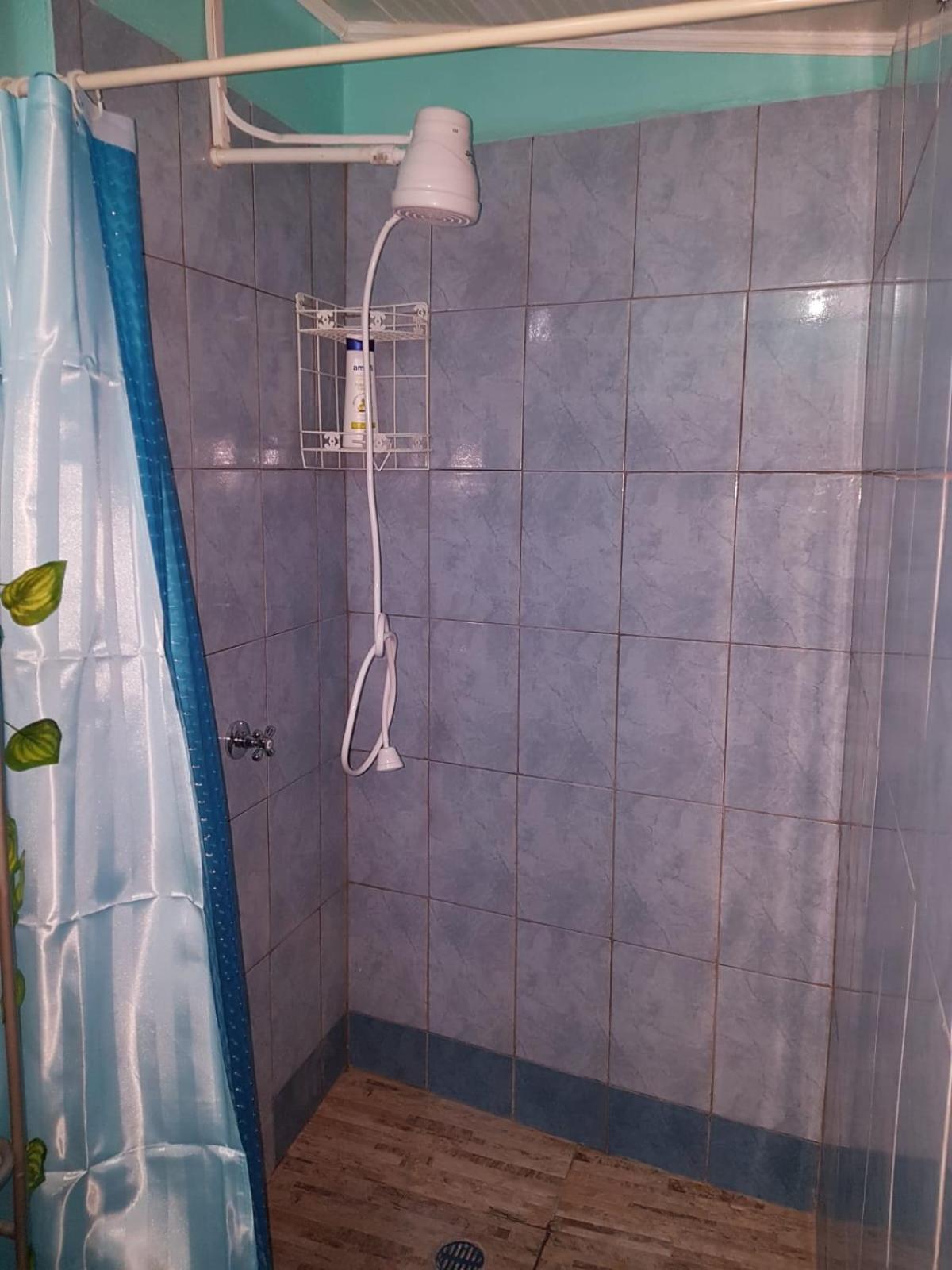 Salz Cozy Inn Roseau Eksteriør billede